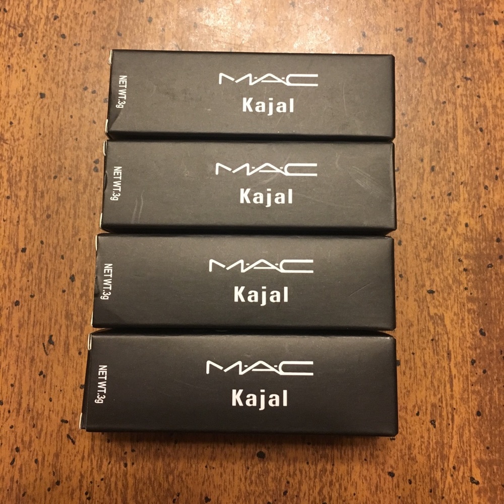 MAC Kajal Eyeliner